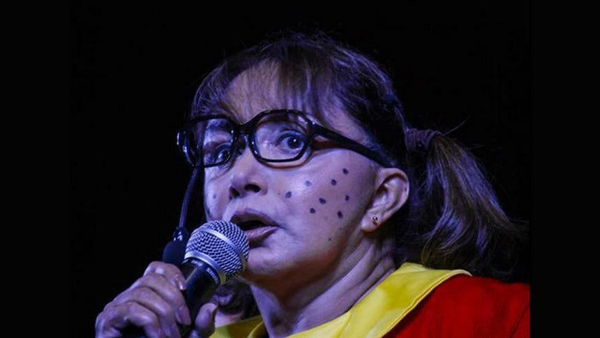 También dobló en Los Munster (Eddie Munster), Los invasores, Johnny Quest, Los 4 fantásticos, Los locos Addams (Merlina Addams), Flipper y el Superagente 86, además cintas como El mago de Oz (Dorothy).