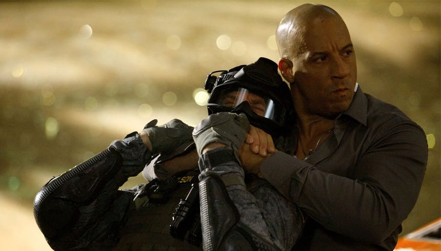 A lo largo de la saga el rostro de Vin Diesel ha presentado algunos cambios, notándose ligeramente el paso de los años. Aquí se le observa en una escena de la última entrega de 