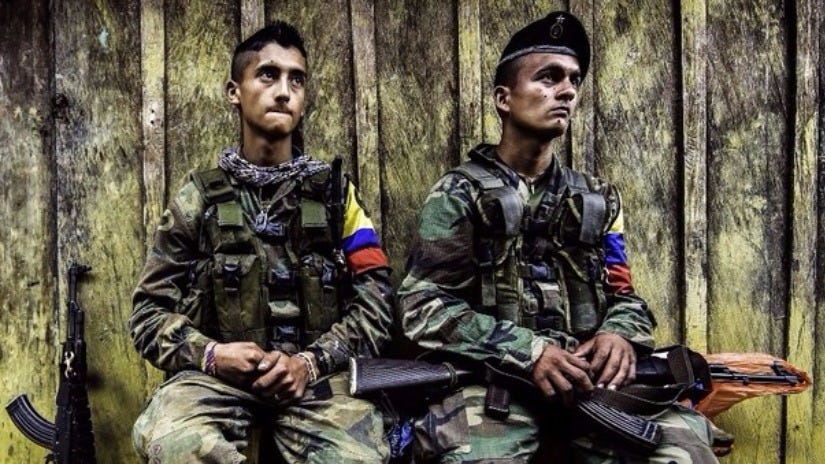 Conoce la sangrienta historia de las FARC y su guerra de más de 50 años con el Estado Colombiano.