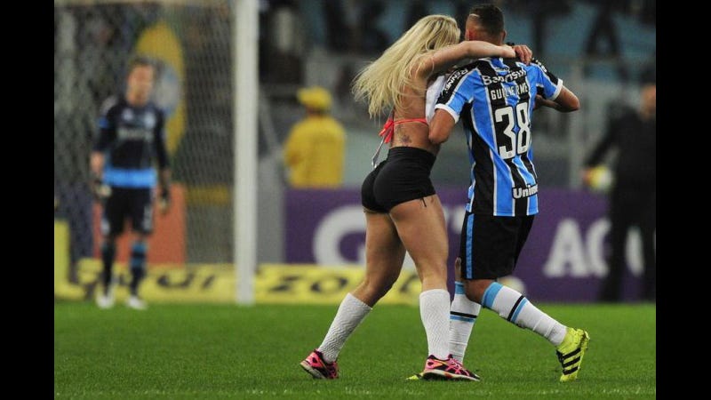 Danny Morais mostró su trabajada figura en el fútbol brasileño.