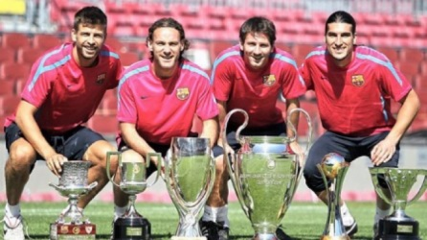 Aunque no tuvo muchos partidos con el club catalán (90 entre 2008 y 2014), igual le alcanzó para alzarse con dos Champions League entre otros trofeos. 