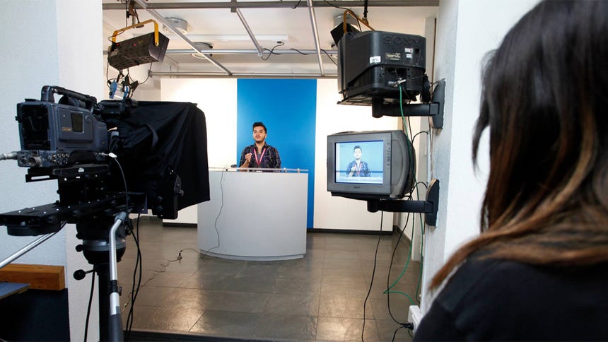 7.- Ciencias de la Comunicación se ubica en el séptimo puesto de las carreras más demandadas.