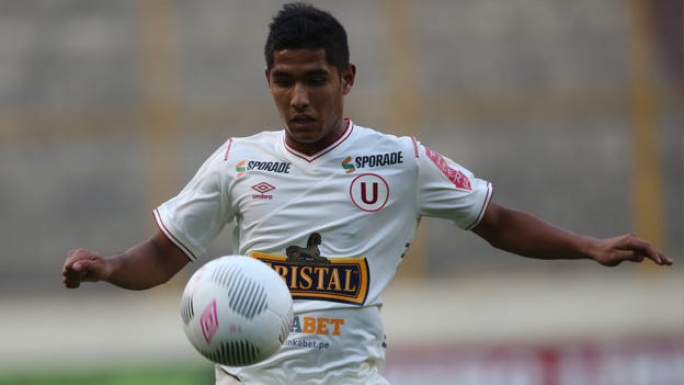 7- Roberto Siucho (Mediocampista)