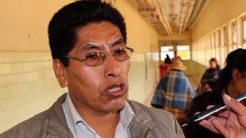 Angelo Curro Congresista Curro cuestionado por estudiar en universidad UANCV sin asistir