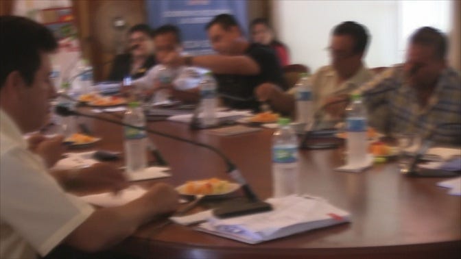 Antes, así eran los desayunos en el Concejo Regional de La Libertad.