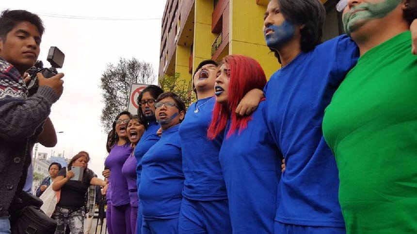 La PNP y manifestantes LGTB tuvieron altercado durante una marcha
