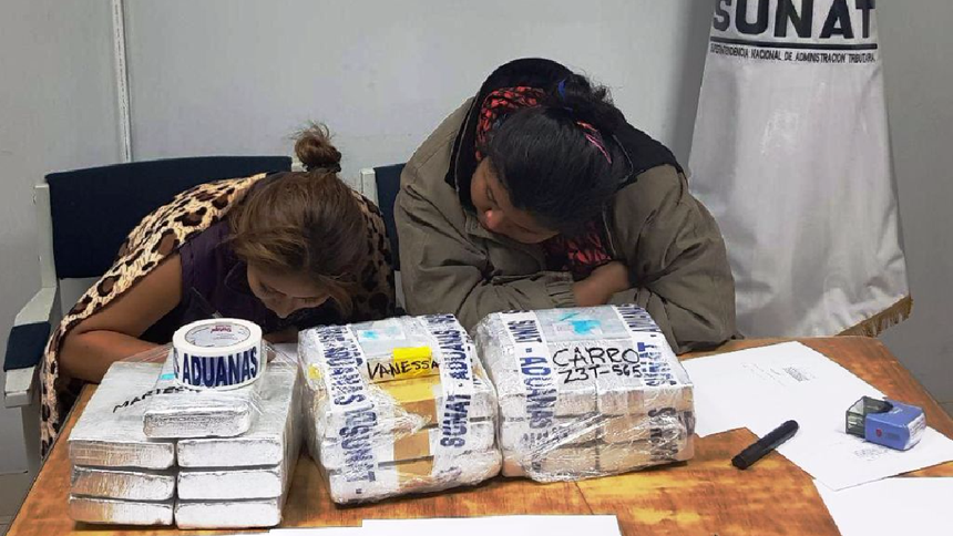 Dos mujeres fueron capturadas al intentar trasladar droga a Chile y Bolivia