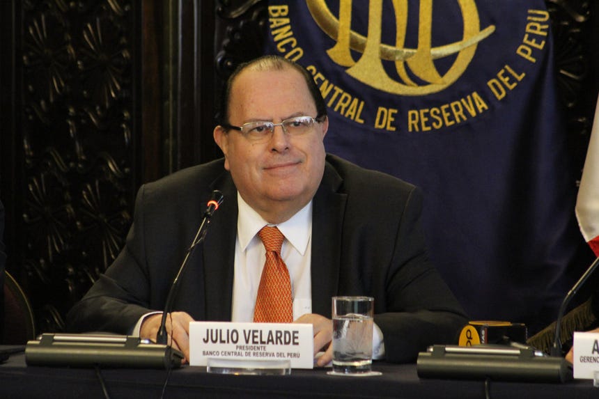 Julio Velarde, presidente del Banco Central es el economista más poderoso del Perú. Velarde es titular del BCR desde setiembre del 2006.