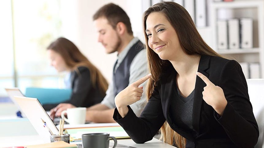 5. Capacítate. Un año en el que la actividad económica no es tan acelerado también es una buena oportunidad para asegurarte que los mejores tiempos te encuentren más preparado. Una maestría que eleve tu perfil, un diplomado que te abra un nuevo camino profesional o un curso sobre cómo mejorar la administración de tu negocio siempre sirven. Eso sí, no te endeudes mucho para financiarlo. 