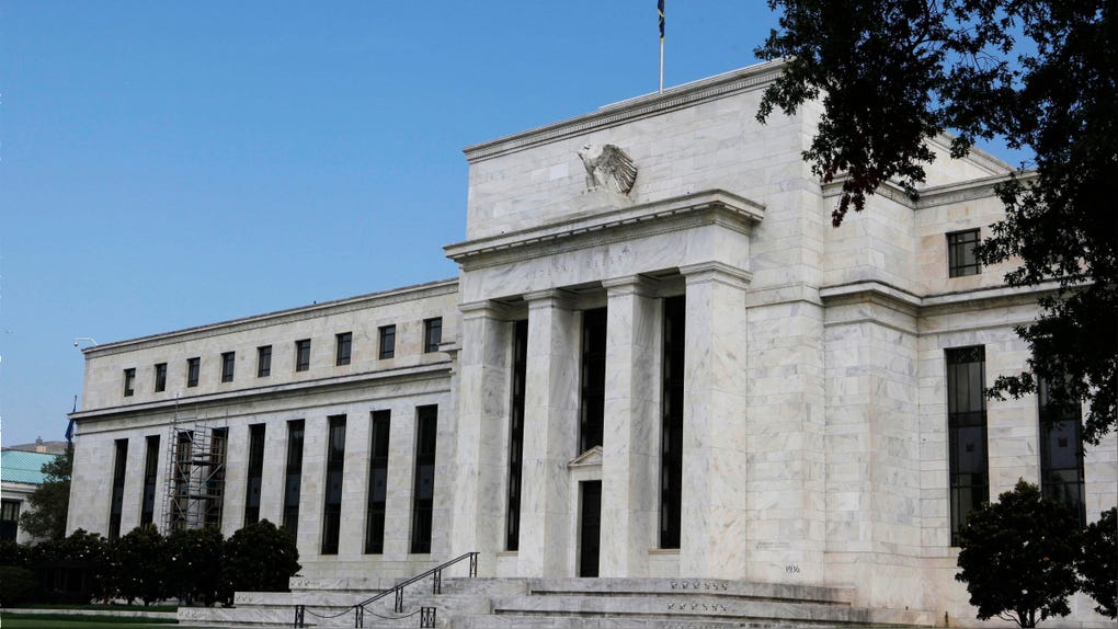 Fed deja sin cambios los tasas de interés en Estados Unidos