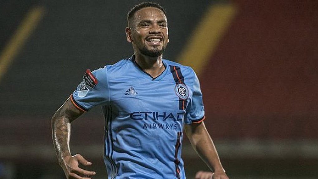 Selección Peruana | Alexander Callens es parte del 11 ideal de la ...