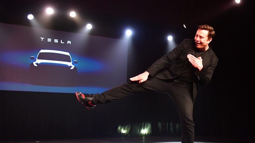 Un Tesla perdió el techo en su primer viaje tras salir de la ...