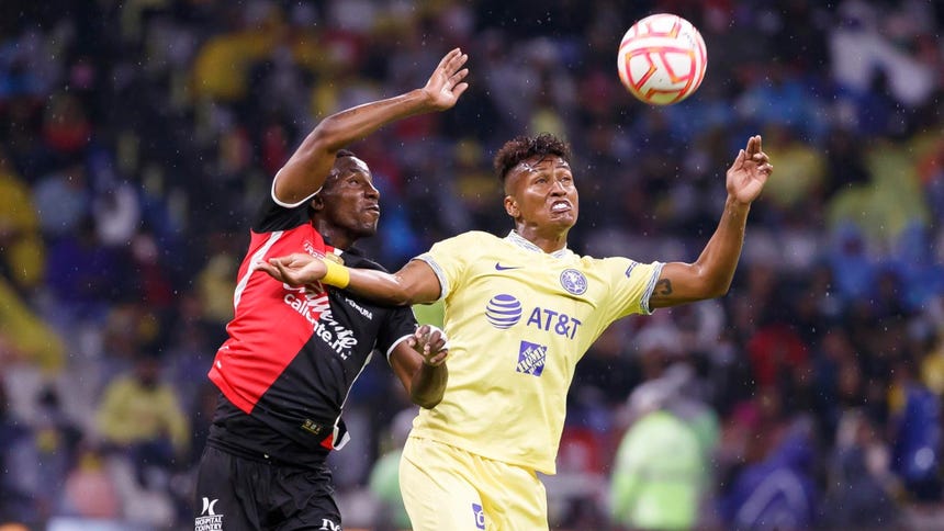 El campeón Atlas empató sin goles con América en duelo entre Aquino y ...