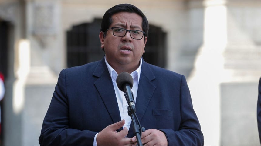 Contreras dijo que 241 mil millones de soles serán destinados a dos sectores claves: salud y educación.