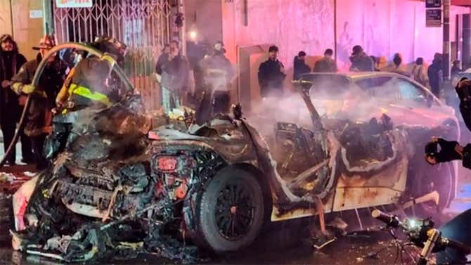 Un taxi sin conductor fue vandalizado e incendiado en San Francisco