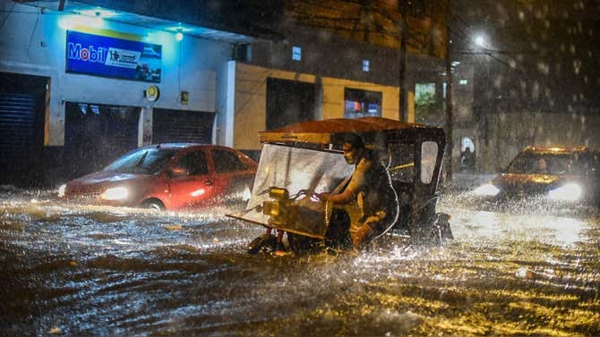Gobierno declara estado de emergencia en 338 distritos del país por ...