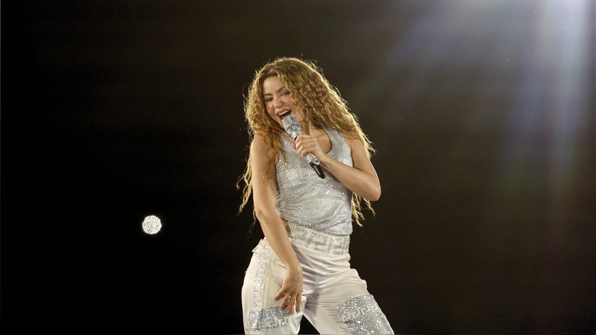 Shakira se despide de sus fanáticos en Perú tras memorable concierto en el  Estadio Nacional video