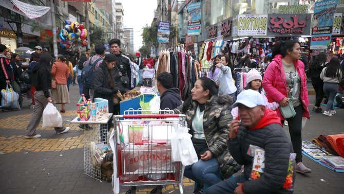 MTPE: hxisten más de 12 millones de trabajadores informales en el Perú