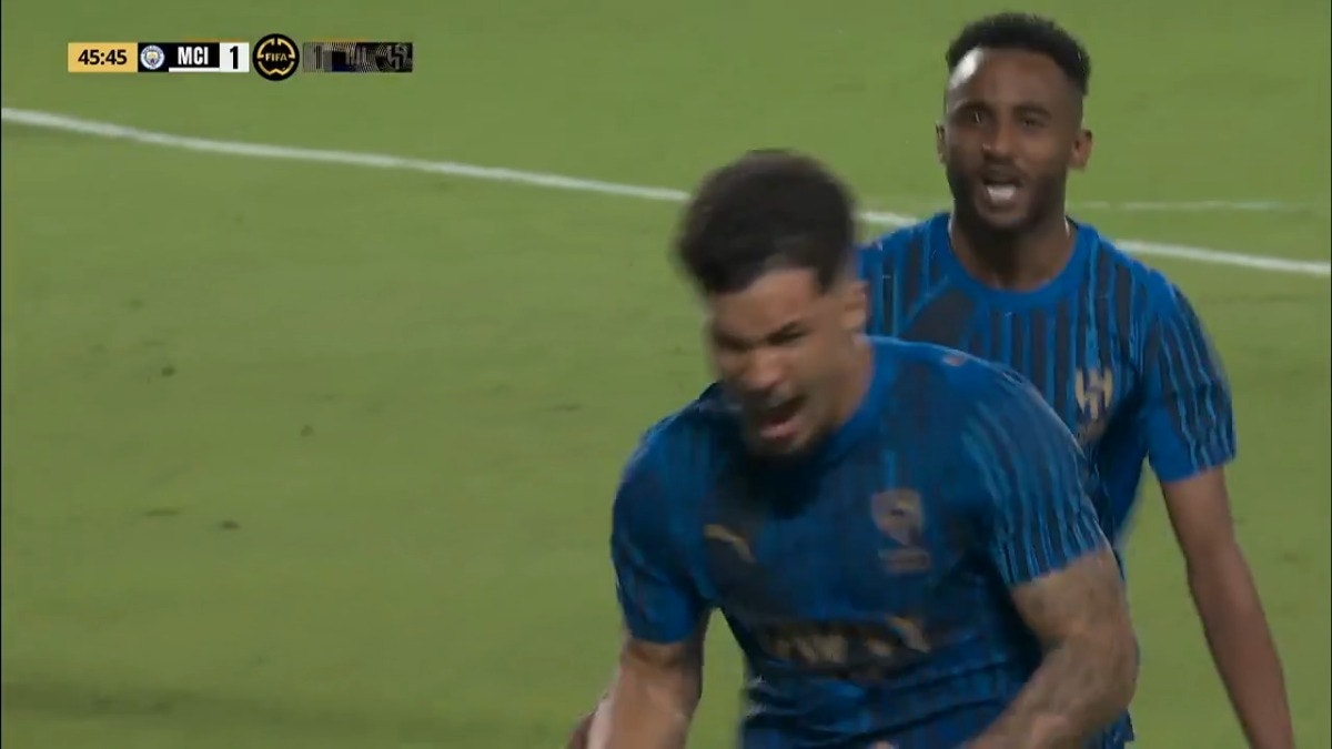 Marcos Leonardo pone el 1-1 para Al Hilal.