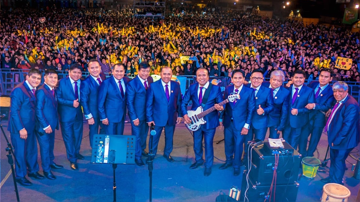 Cuatro integrantes de Agua Marina fueron heridos tras ser atacados en el Círculo Militar.