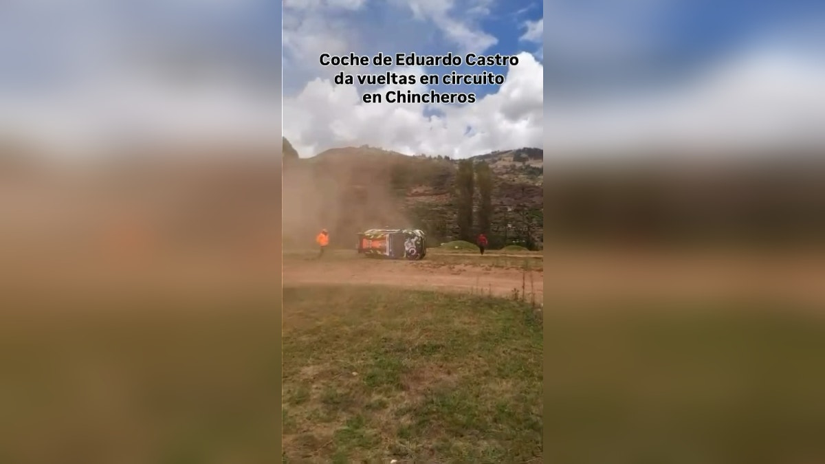 Vehículo de Eduardo Castro se volcó en Chincheros