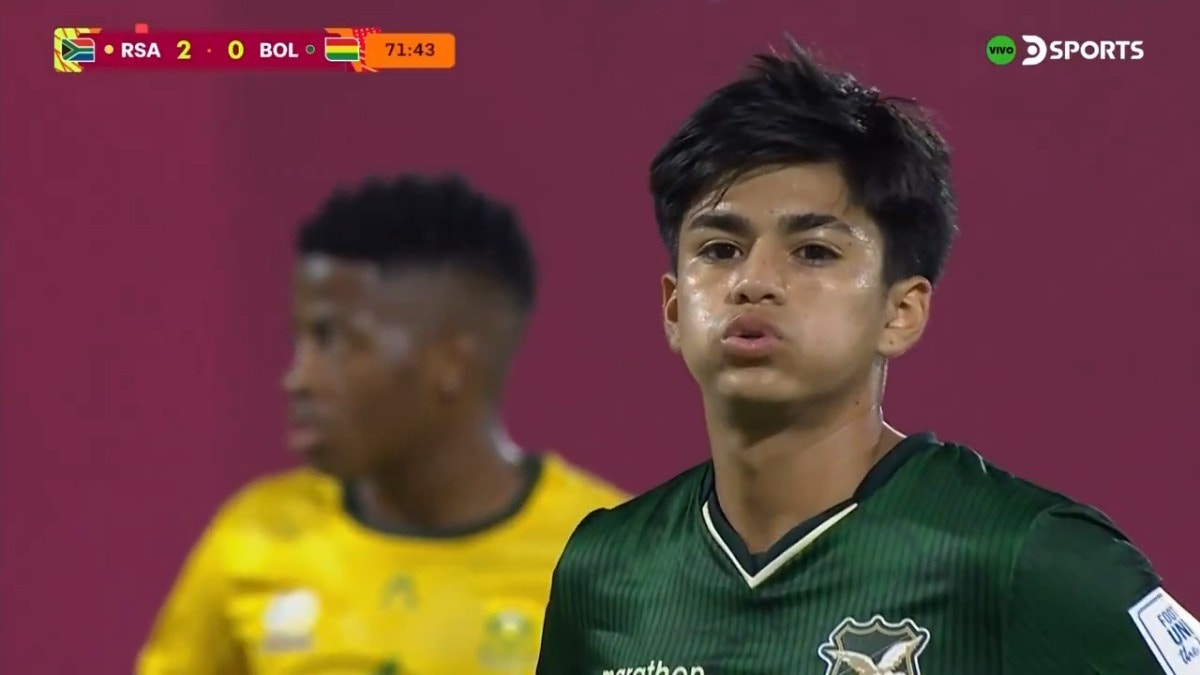 Jesús Maraude y el descuento de Bolivia con un penal.