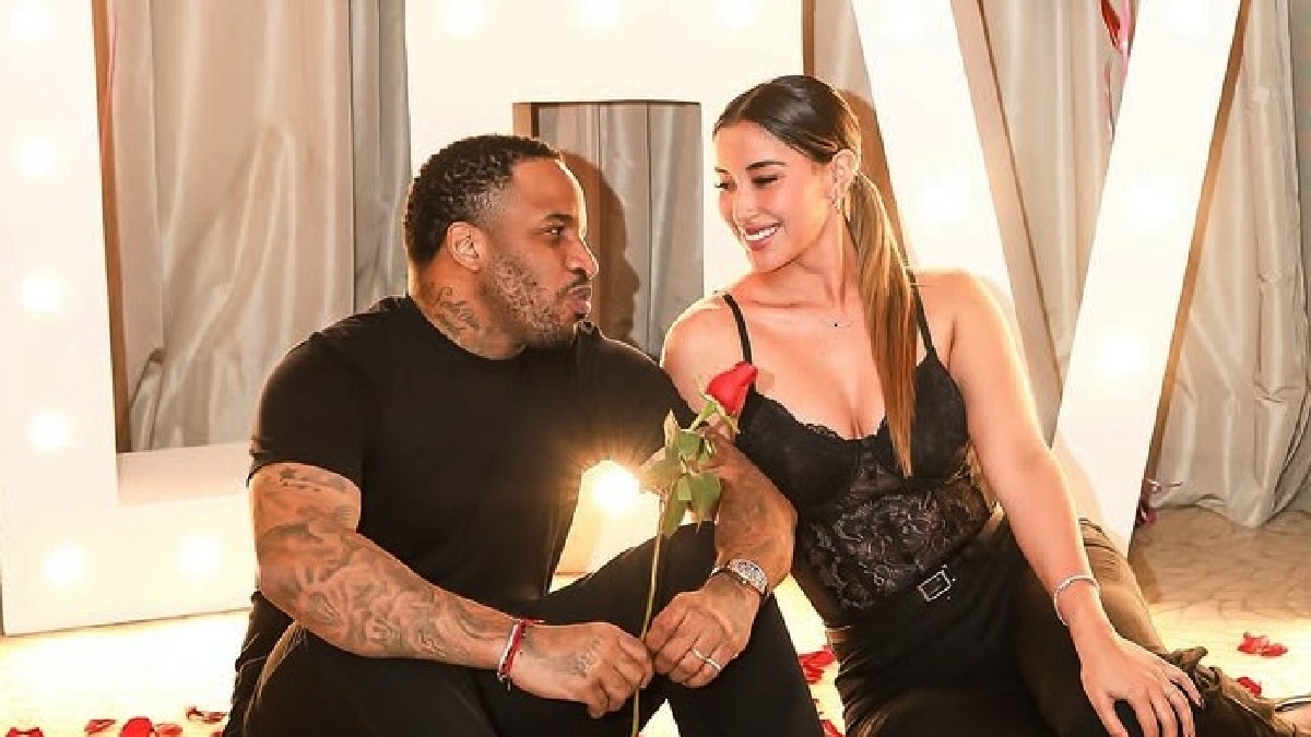 Jefferson Farfán anunció una probable boda con Xiomy Kanashiro en su podcast Enfocados.