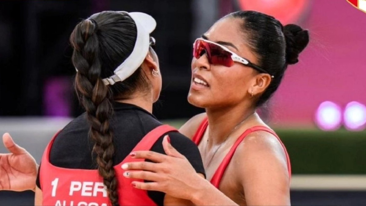 Selección Peruana en el Mundial de Vóley Playa.