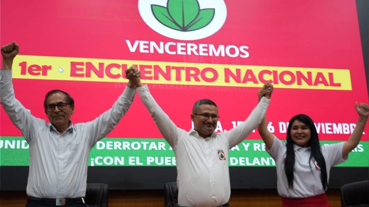 Ronald Atencio se convierte en el precandidato presidencial de Venceremos tras vencer a Vicente Alanoca.