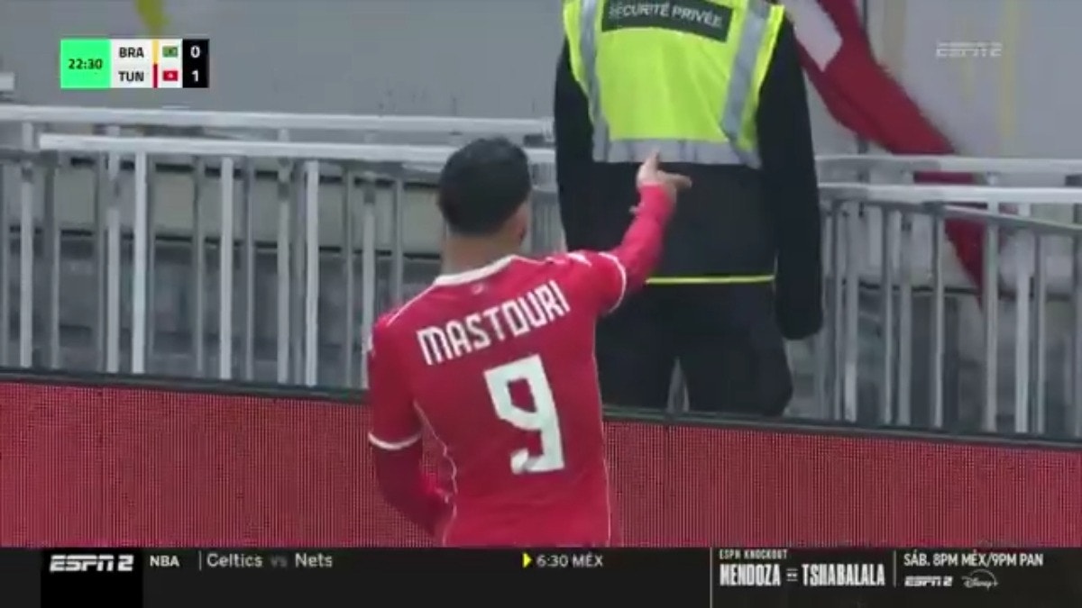 Mastouri puso el 1-0 para Túnez.