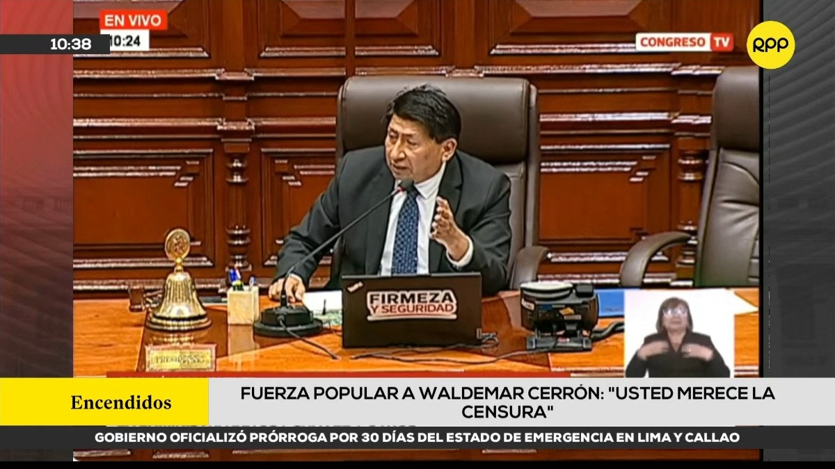 Norma Yarrow presenta una moción de censura contra Waldemar Cerrón