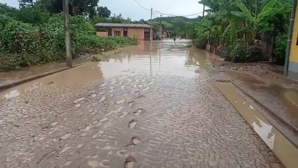 Las lluvias torrenciales afectaron al distrito distrito de Tres Unidos, en la provincia de Picota. 