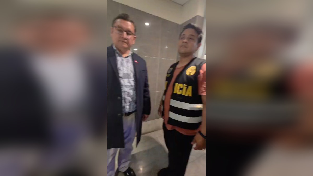 Miraflores: Policía detiene a un fiscal investigado por recibir una coima de 3 mil dólares [VIDEO]