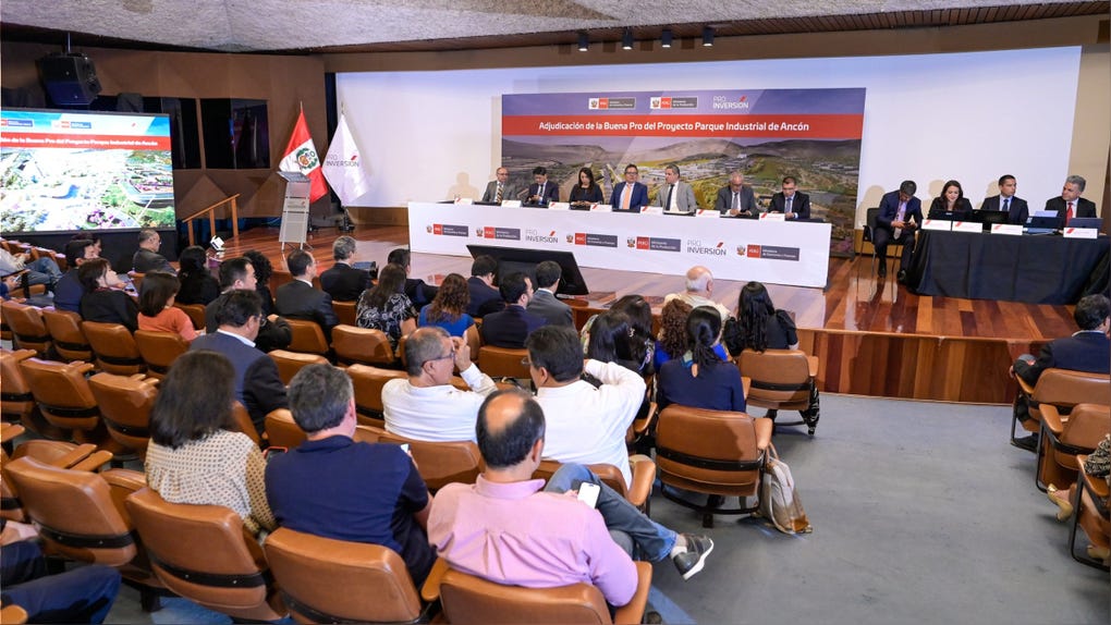 Acto público del proceso de adjudicación del Parque Industrial de Ancón.