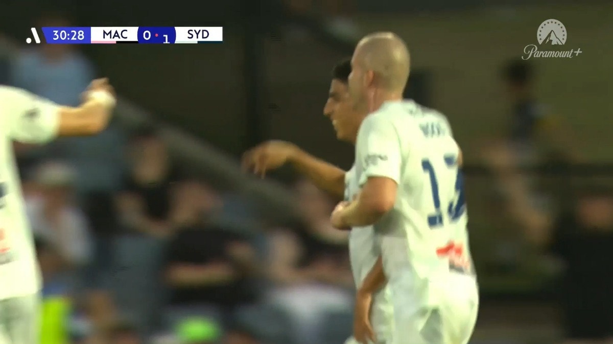 Piero Quispe y su primer gol con el Sydney FC