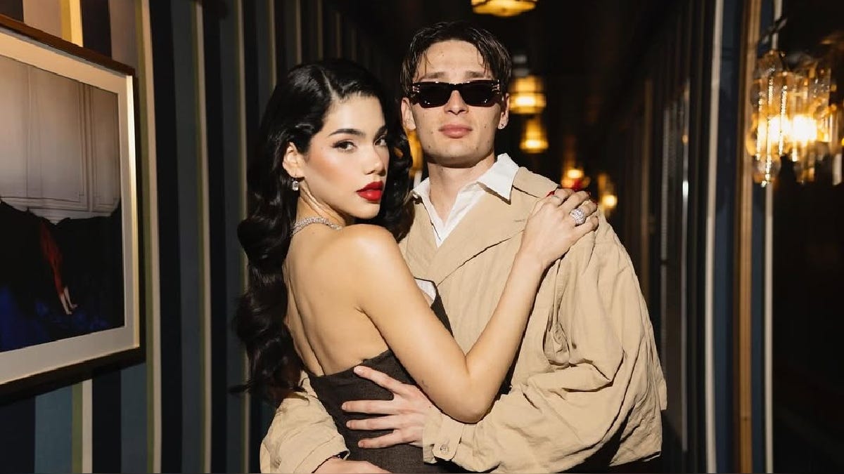 Kenia Os da detalles de cómo inició su romance con Peso Pluma: Él estaba en  una relación