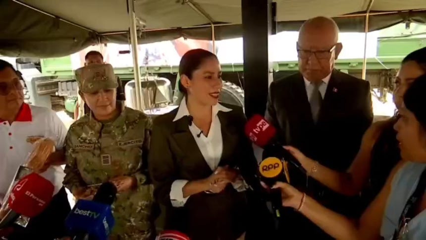 Ministra Shica se pronuncia sobre contrataciones de jóvenes mujeres tras reunirse con José Jerí