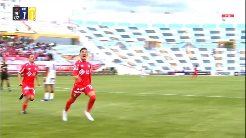 Neri Bandiera anota el 1-1 para Cienciano