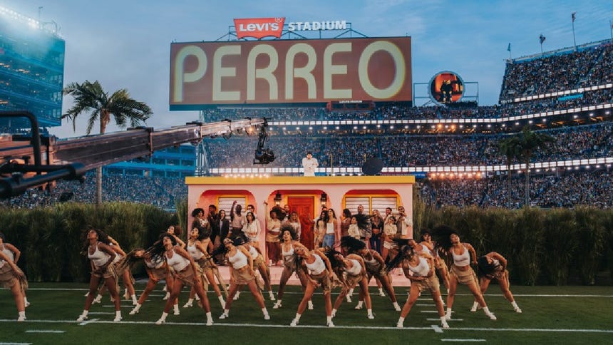 Karol G, Cardi B, Pedro Pascal, entre otras celebridades, estaban en 'La casita' de Bad Bunny.