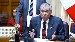 Rospigliosi no precisa cuándo convocaría a pleno extraordinario de subsanarse las firmas: 