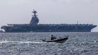 EE.UU. mueve a su mayor portaaviones del Caribe al Oriente Medio, según medios