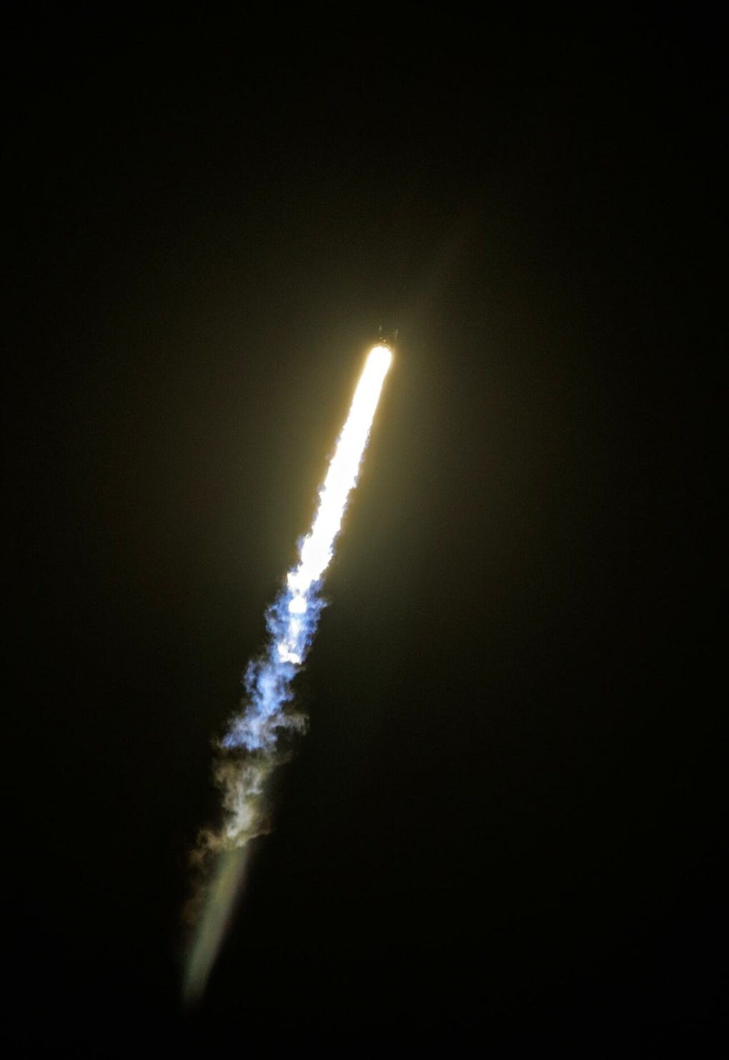 La NASA explicó que está previsto que la nave se acople a la EEI en unas 34 horas, a las 15:15 (20:15 GMT) del sábado 14 de febrero.