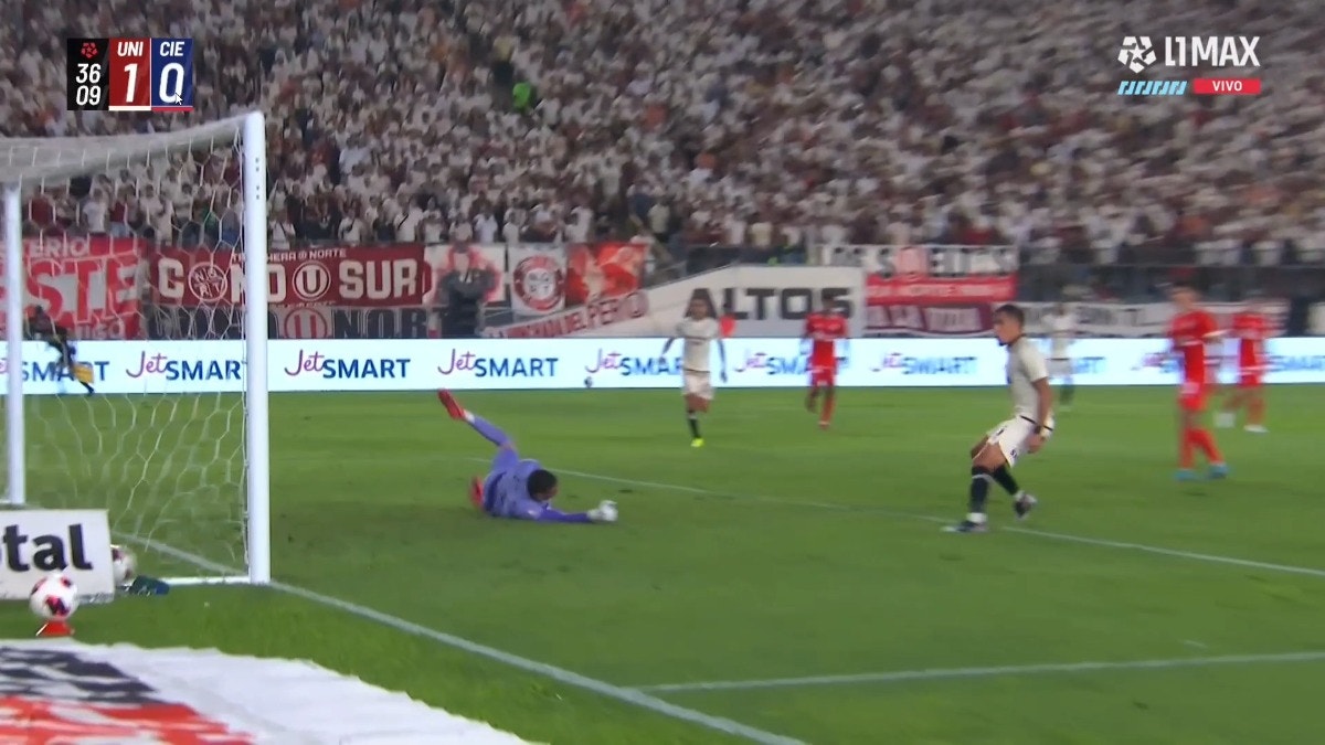 ¡Estalló el Monumental! Jairo Concha anotó con Universitario ante Cienciano con remate desde fuera del área