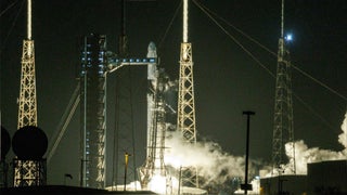 Despega con éxito la misión Crew-12 de relevo tras una emergencia médica en la EEI [FOTOS]