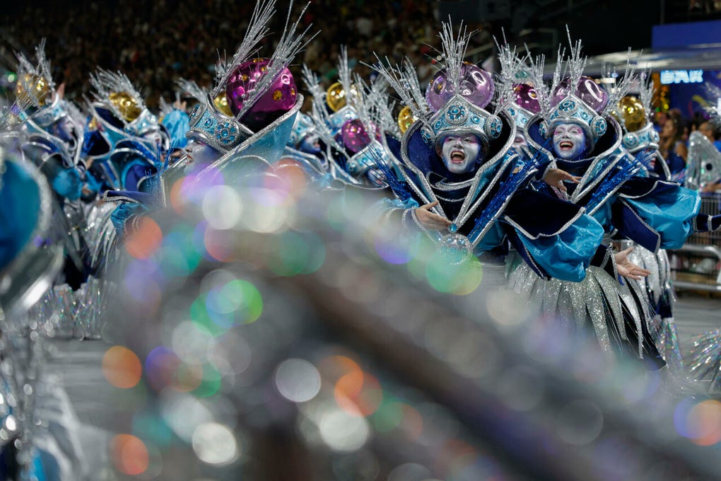 La jornada inaugural del Carnaval de Sao Paulo se desarrolló en el Sambódromo de Anhembí.