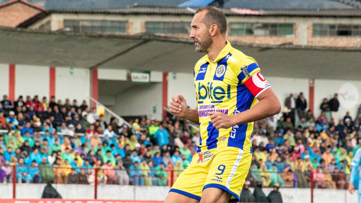 Hernán Barcos, el señalado: SAFAP solicitó regularizar los contratos de Nilson Loyola y Enmauel Páucar