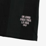 En la parte delantera aparece la frase: Un amor para toda la vida