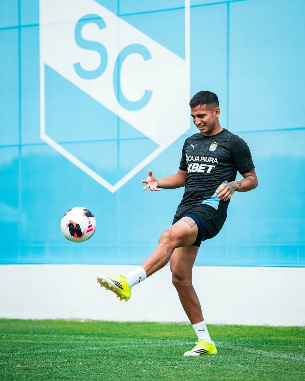 <strong>7. Martín Távara (Volante)</strong>