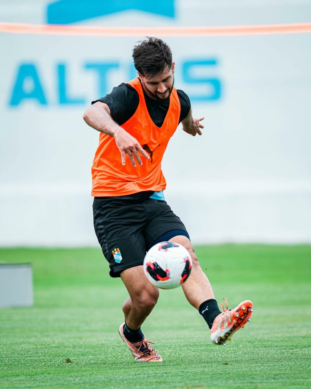 <strong>4. Rafael Lutiger (Central): </strong>juega en lugar de Luis Abram