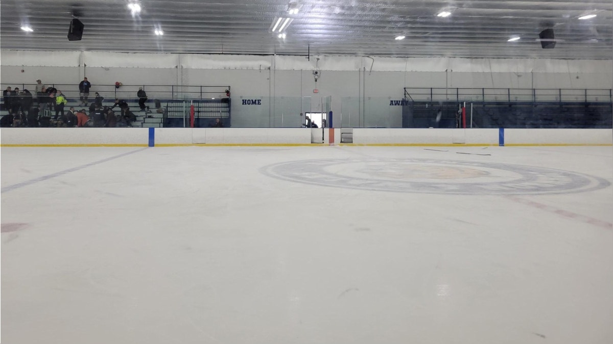 Estados Unidos: el autor del tiroteo en pista de hielo en Rhode Island mató a su hijo y exesposa